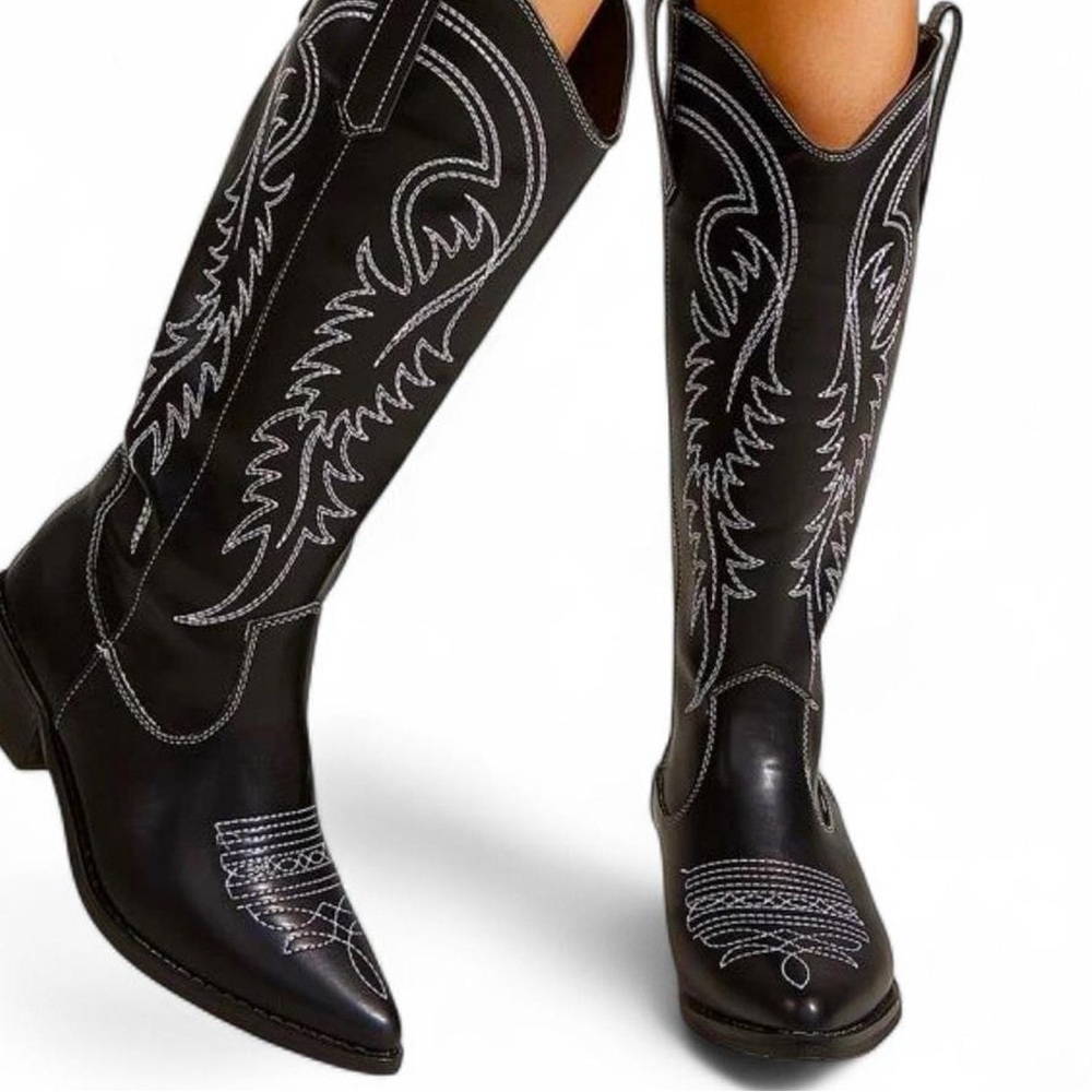 Black Multicolored Embroidered Cowgirl Boots 8.5 - 9